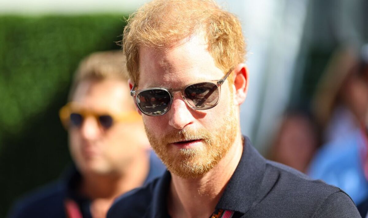 Prince Harry tipped to make huge sum if he takes up lucrative new side hustle | Royal | News [Video]