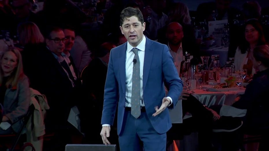 Minneapolis Mayor Jacob Frey makes bizarre joke about remote work, says it turns you into ‘a loser’ [Video]