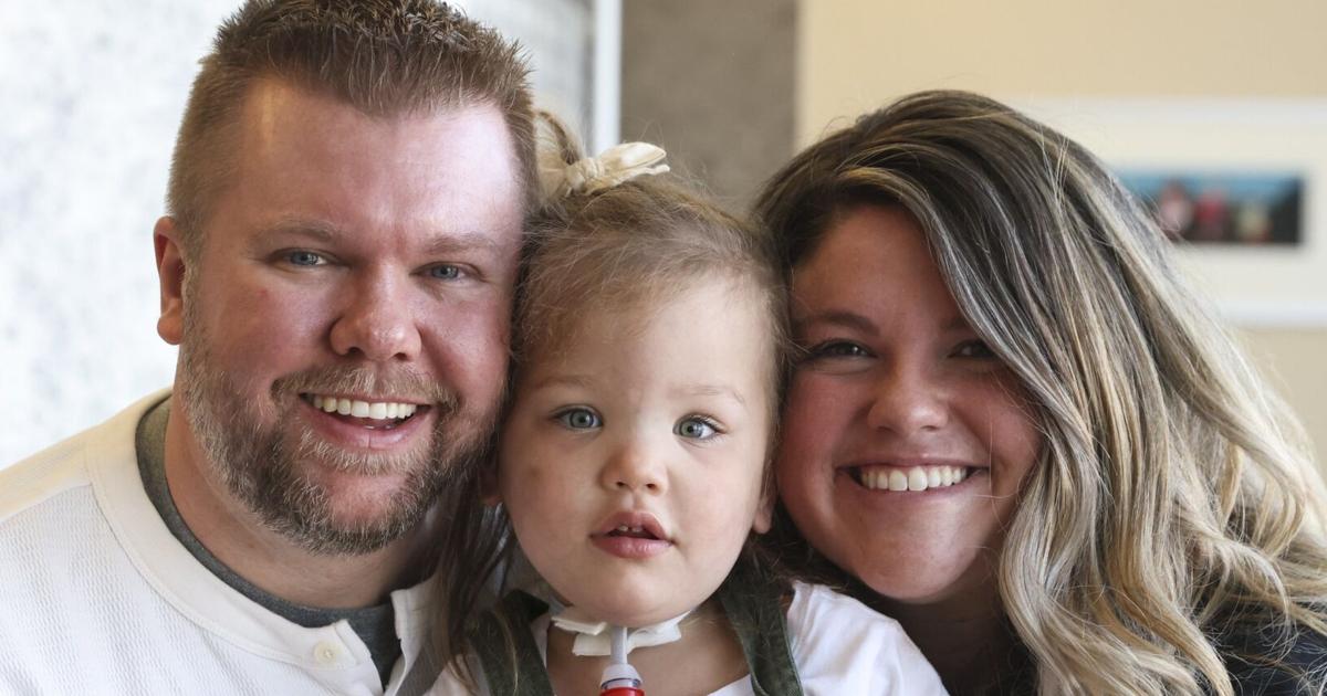 Nurses find love, marriage and a family in Omaha Methodist NICU [Video]