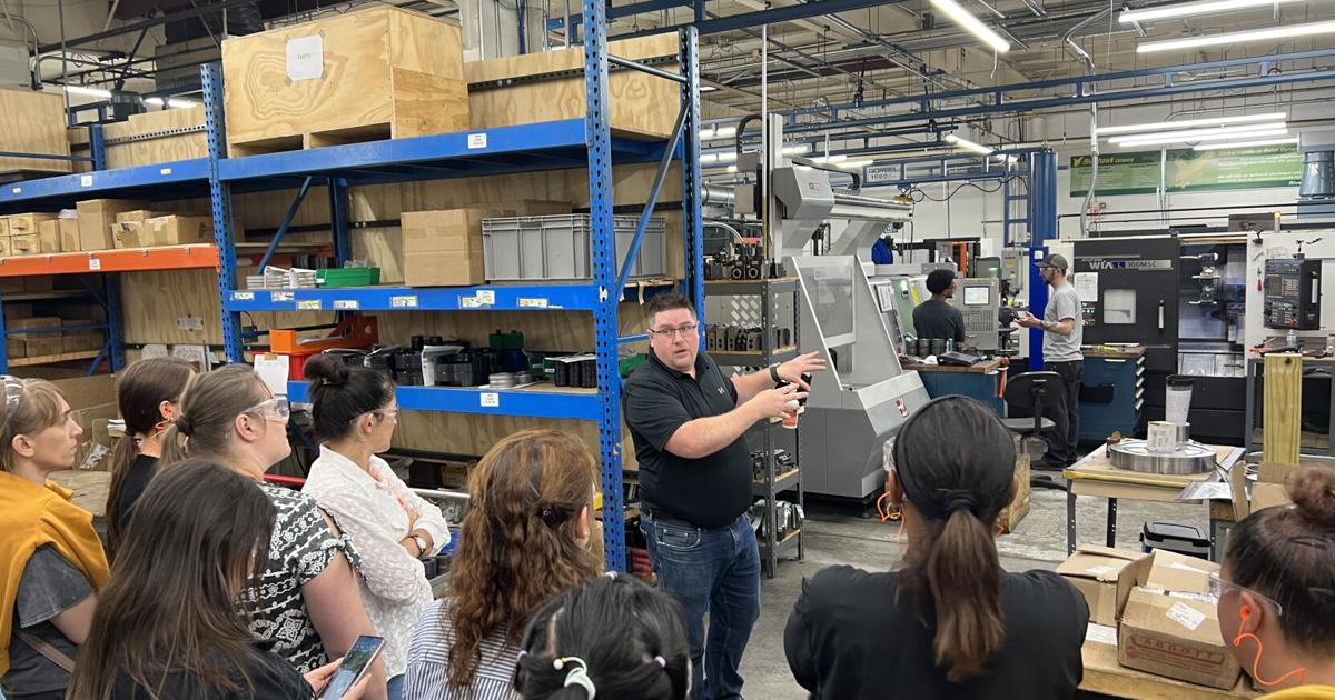 MACNY Offers Free Manufacturing Training for ‘Real Life Rosies’ | Community [Video]