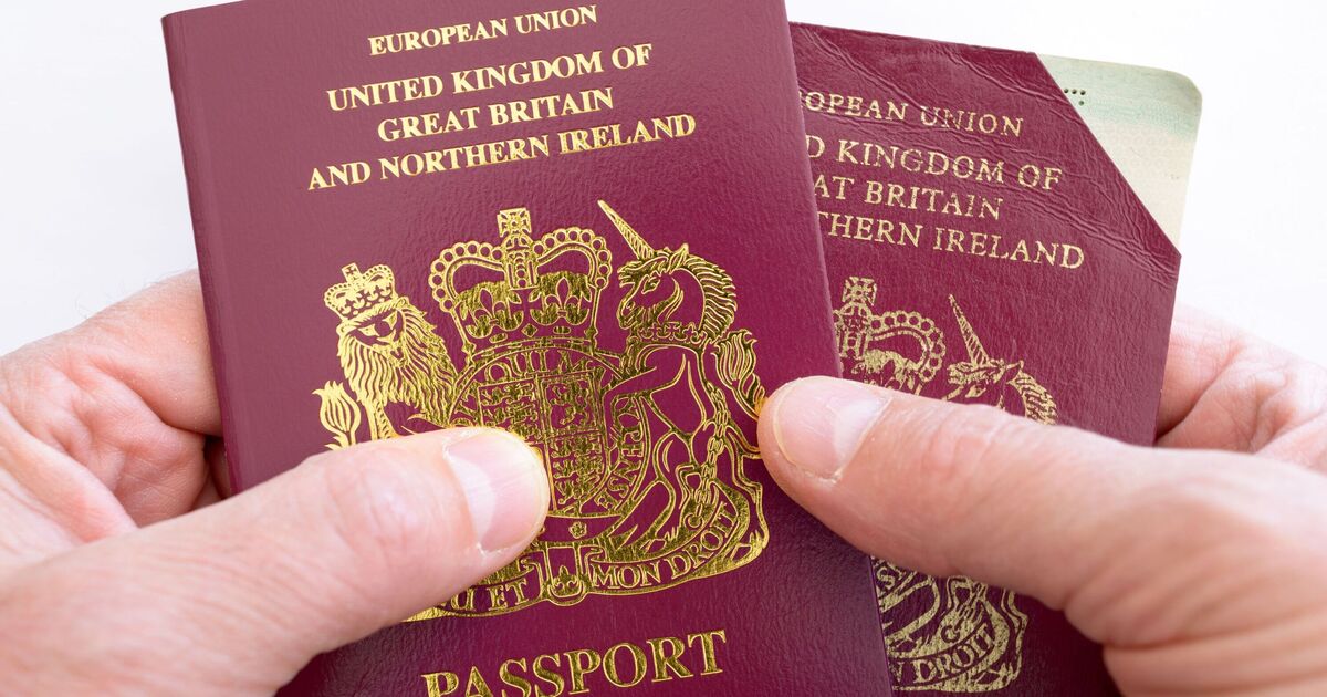 British tourists using red passports hit by urgent ‘act now’ warning | Travel News | Travel [Video]
