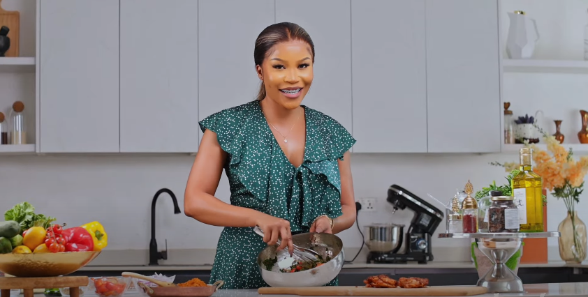 Telande World’s Moringa Salad with Grilled Chicken & Rice Will Be a Hit on Your Lunch Menu [Video]