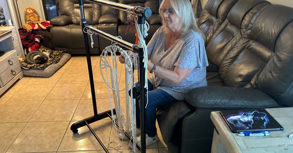 Florida seniors on fixed incomes fear their future over rising insurance rates [Video]