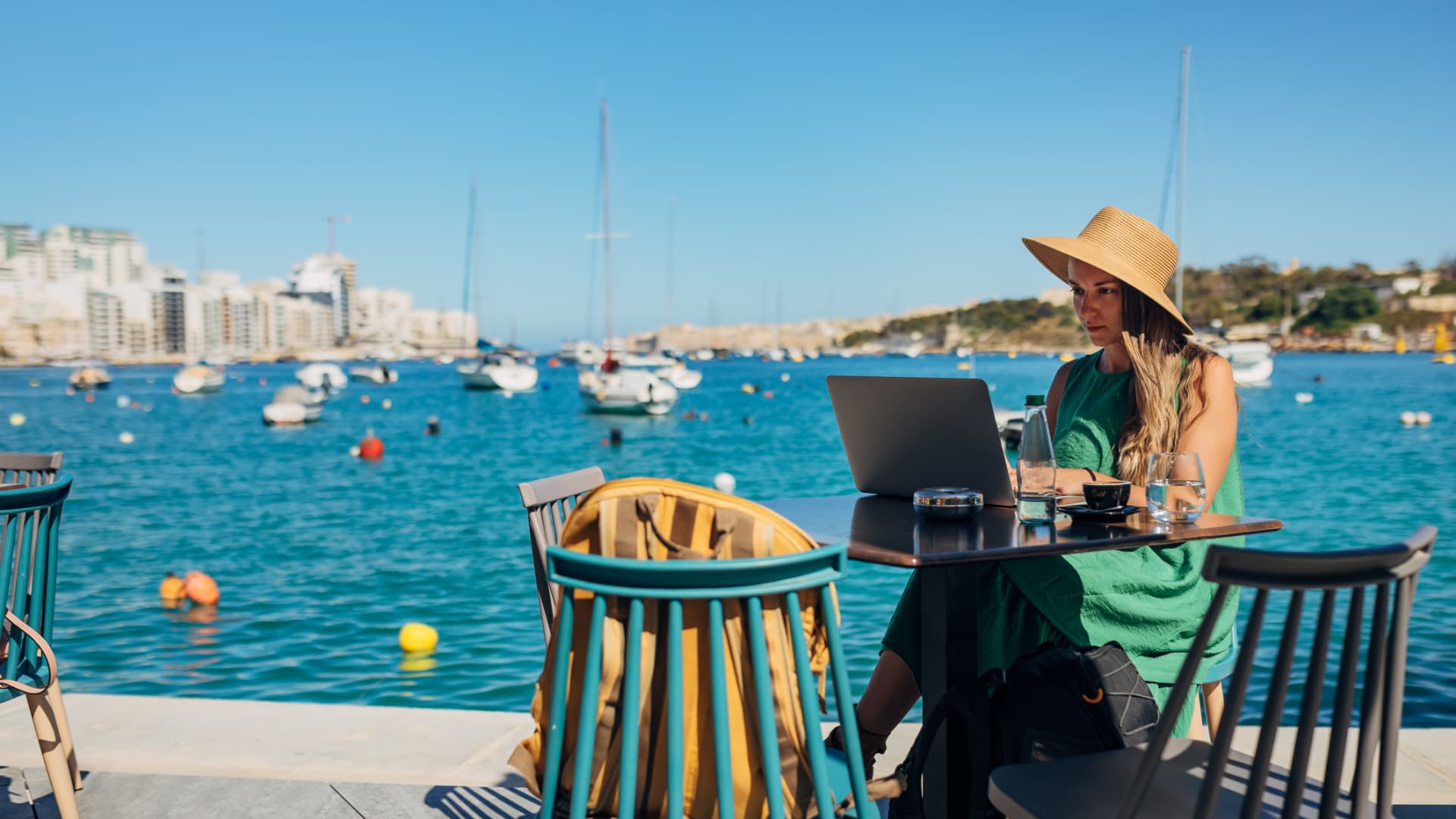 Costa Rica, Greece and 42 other countries with a digital nomad visa [Video]