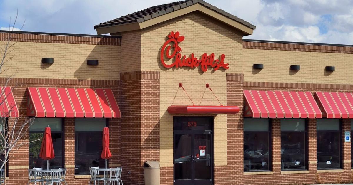 New Chick-fil-A officially opens in Broken Arrow, bringing jobs to community | News [Video]