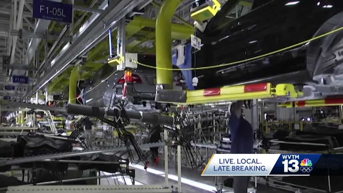 Mercedes plant workers say no to union [Video]