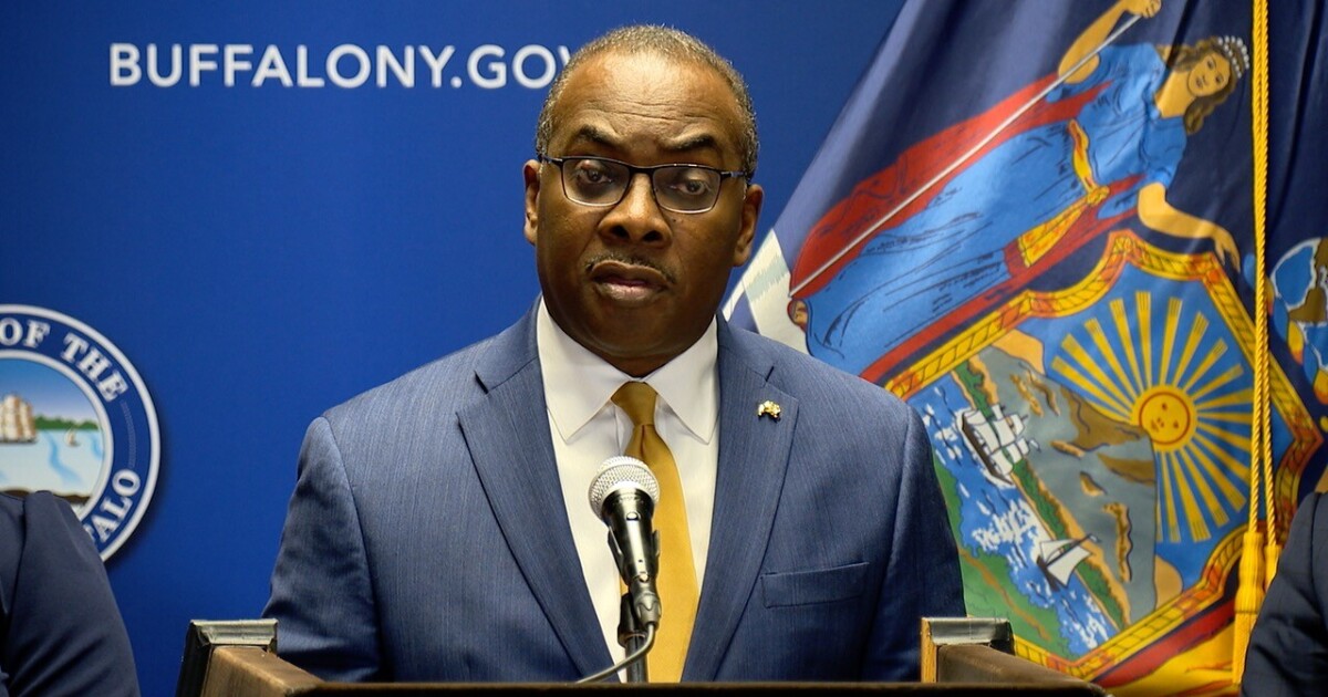 Will Mayor Brown serve out his term? Conversations underway about leaving office [Video]