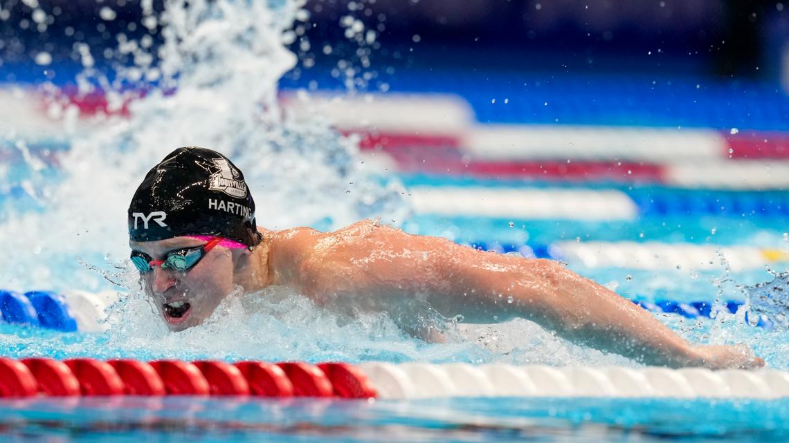 Swimmers hold full-time jobs while chasing their Olympic dreams [Video]