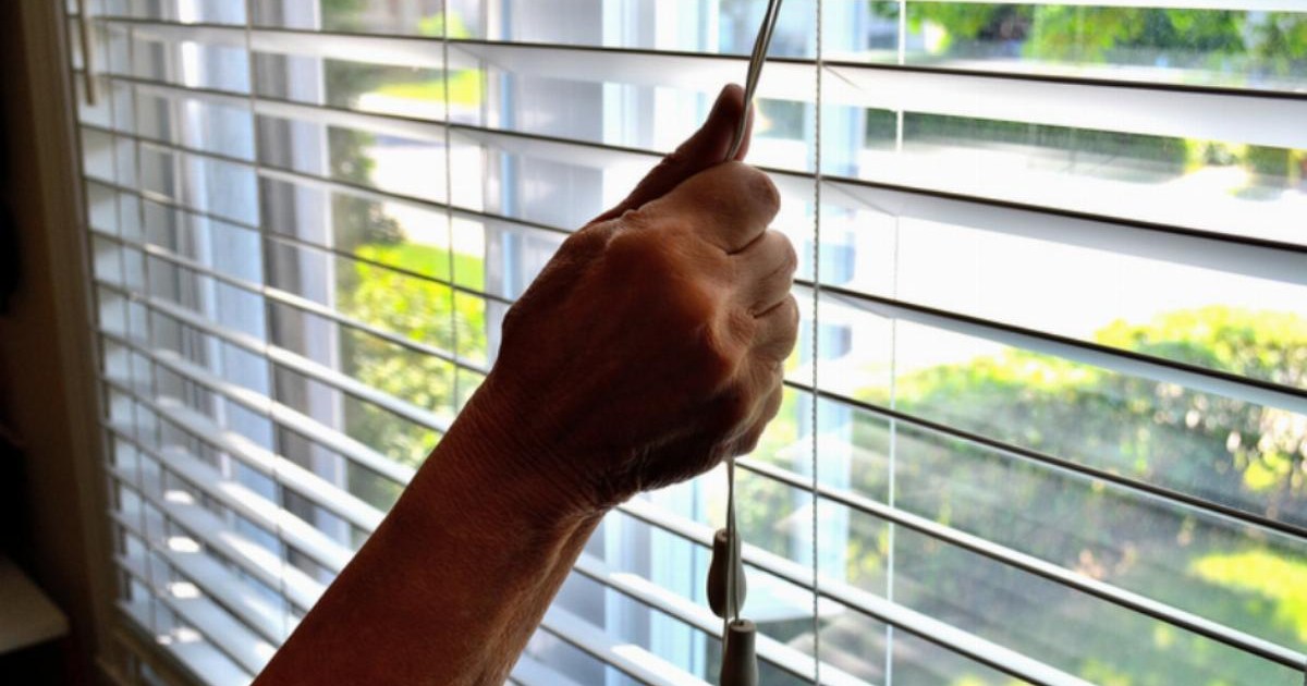 Should you keep your windows open or closed during hot weather? [Video]