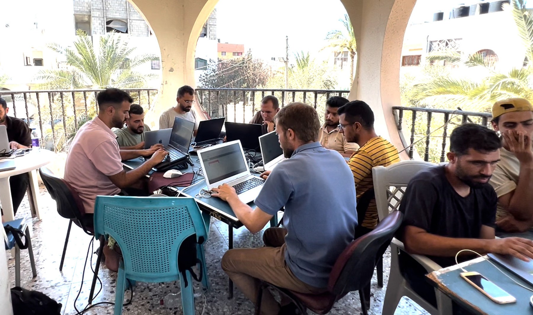 How people in Gaza are working remotely amid war | Gaza [Video]