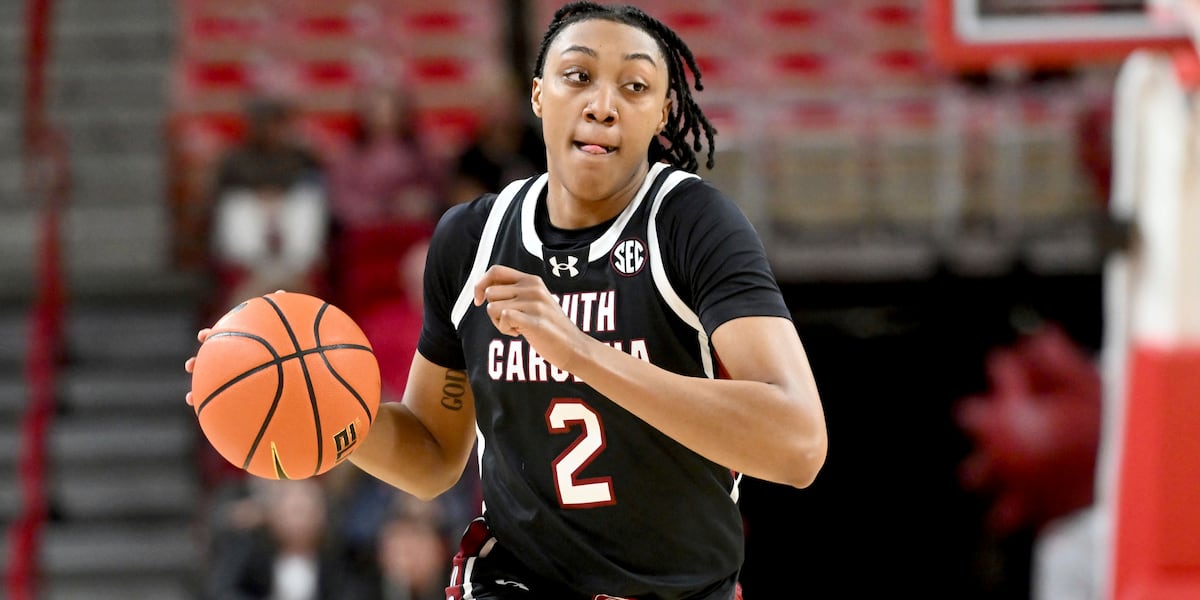 South Carolina basketball star Ashlyn Watkins is charged with assault and kidnapping [Video]