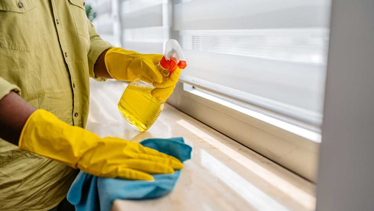 Thousands of cleaning supplies may contain substances linked to health problems [Video]