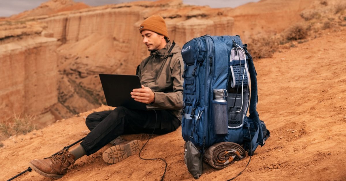 BLUETTI Handsfree Backpack Series: the ultimate solar power station for adventurers and creatives [Video]