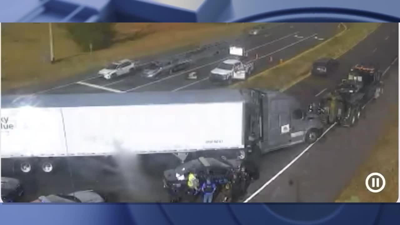 Truck driver leads multi-agency high-speed chase after refusing to move from emergency lane [Video]