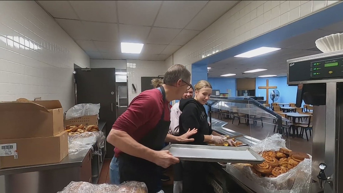 Where to get free Thanksgiving meals in Minnesota [Video]