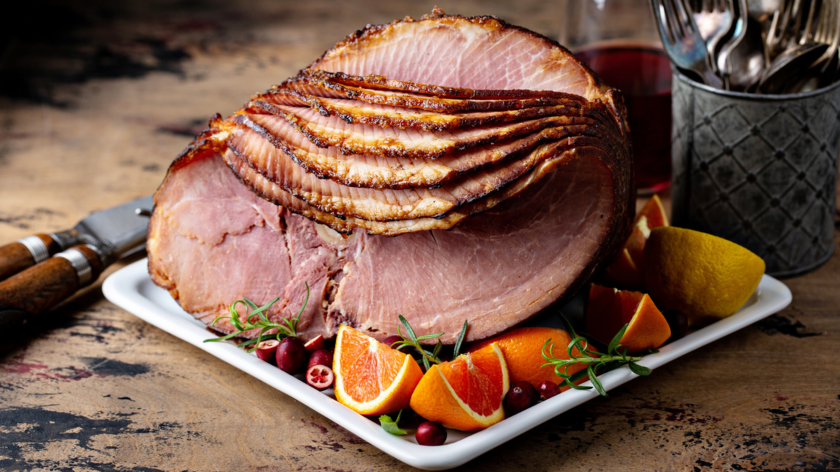 IGA, Coles, Woolworths or Aldi: Australias best-tasting supermarket Christmas ham revealed [Video]