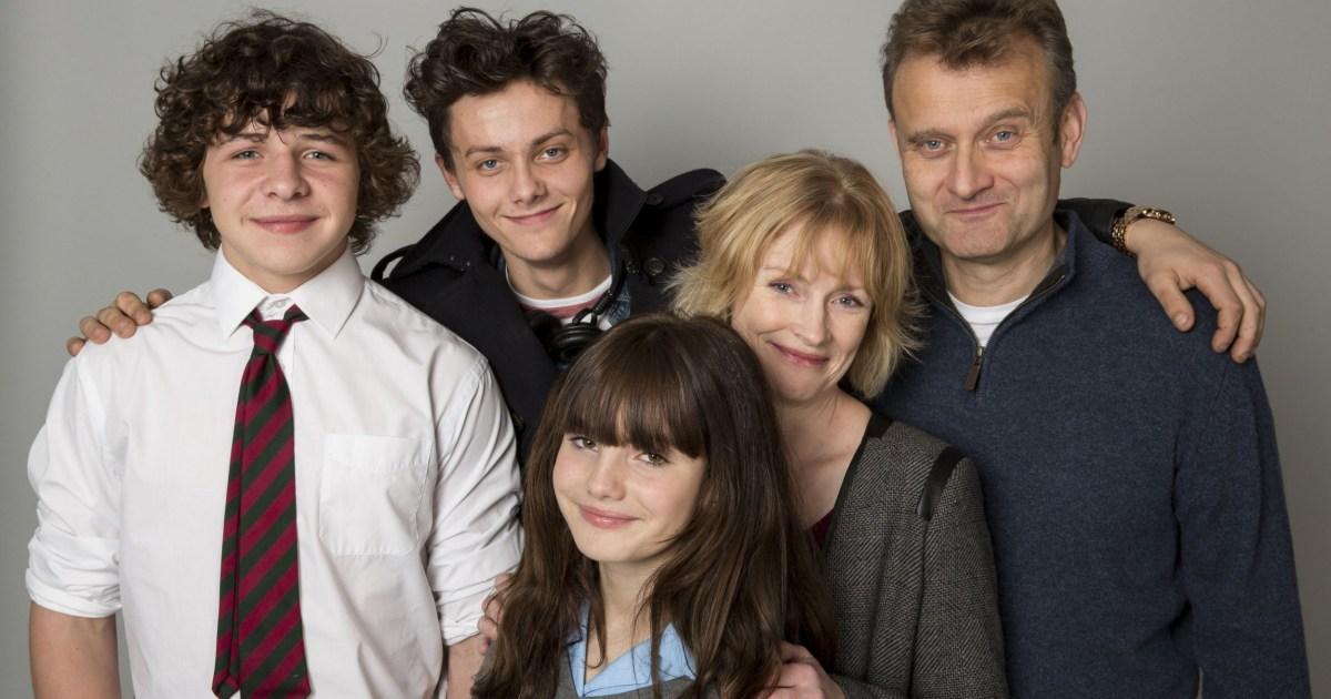 Outnumbered star fumes at ‘misrepresentation’ of side hustle selling underwear [Video]