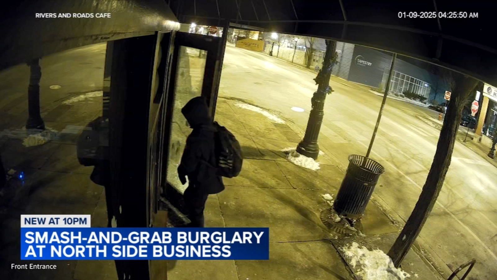 Chicago crime: Police investigating smash-and-grab burglary at Rivers and Roads Cafe on West Devon Avenue on Far North Side [Video]